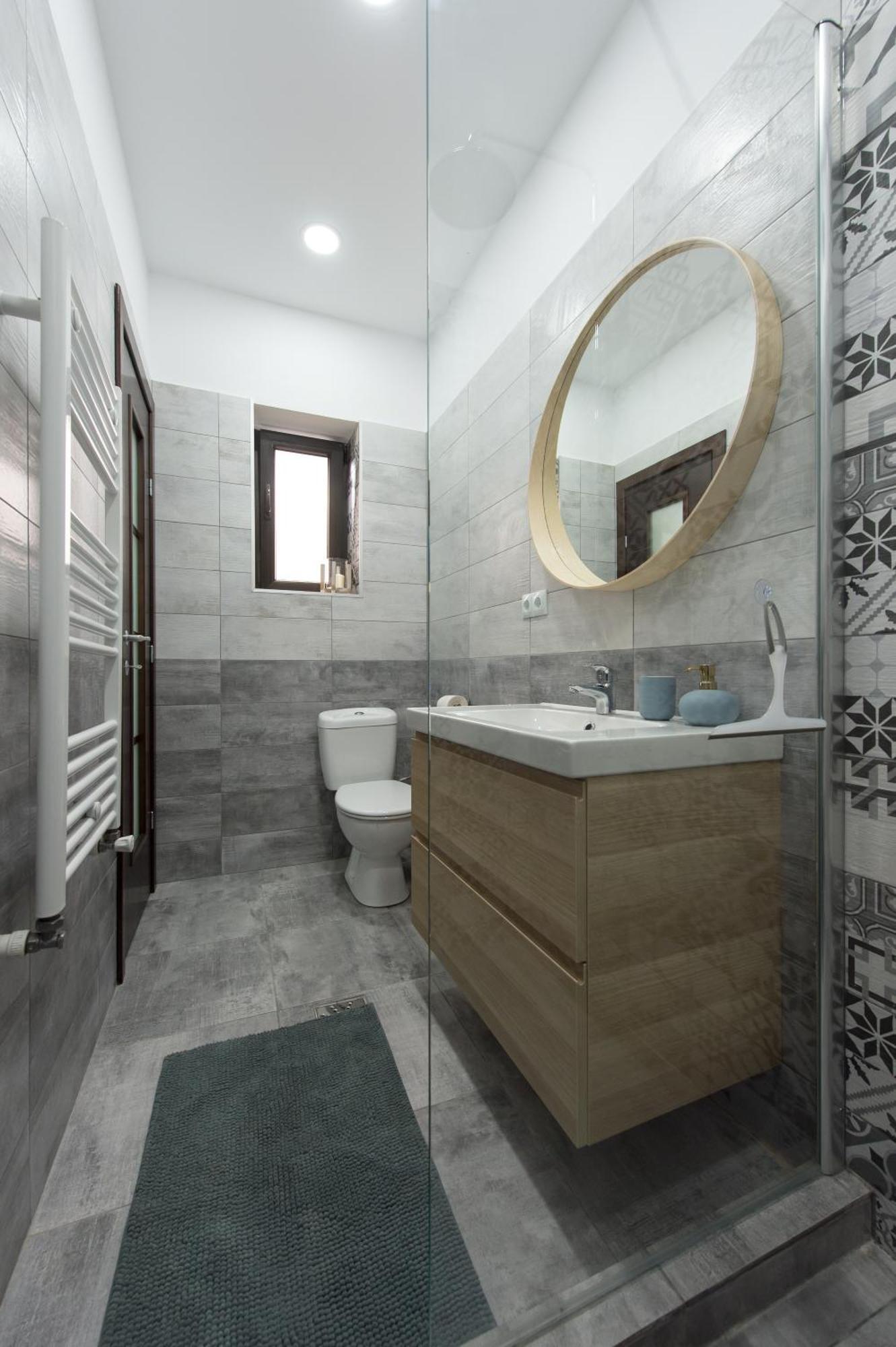 Gorgeous Brasov Flat With Patio And Mountain Views Leilighet Eksteriør bilde
